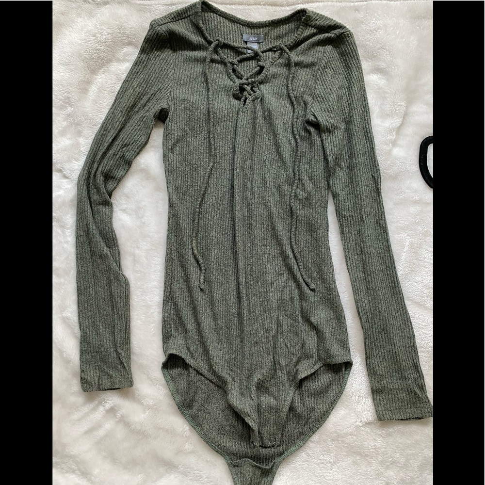 Aerie green long sleeve bodysuit